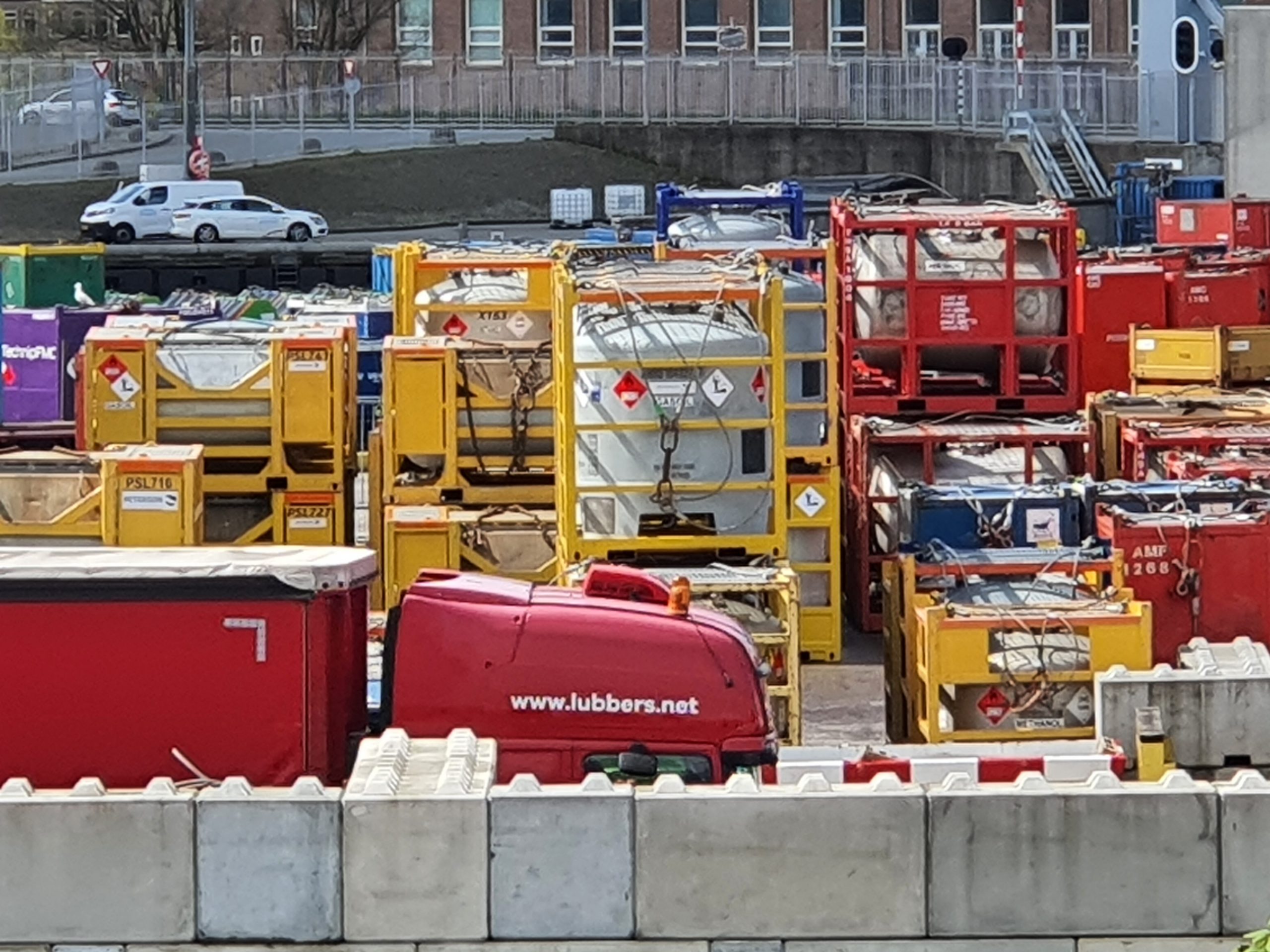 Industry Bodies Joint Initiative to Tackle Safety of Dangerous Goods Storage & Transport